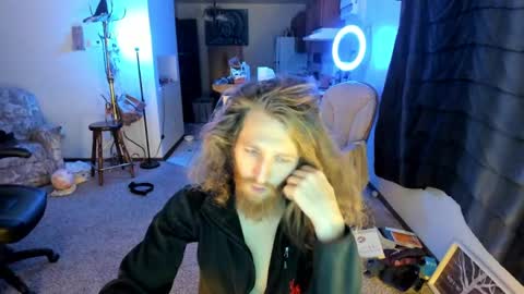 Kaiku77 online show from 11/06/25, 07:31