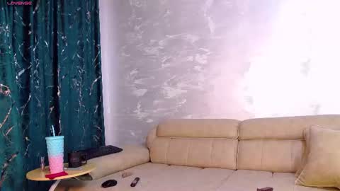 Snapshot of kailalewis chatting on 06/12/26, 05:34 Kaila Lewis online show from 06/12/26, 05:34