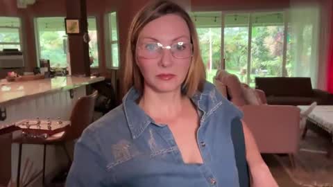 Kailee Smile online show from 01/01/25, 03:13