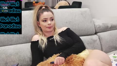 Kailyn online show from 01/08/25, 09:23