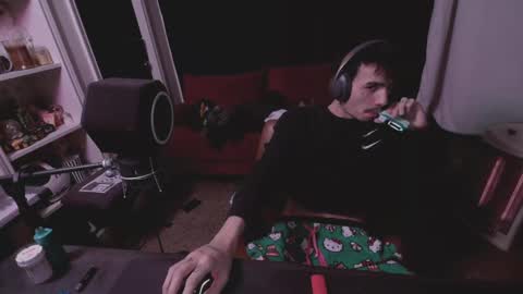 kaineblk online show from 01/25/25, 08:21