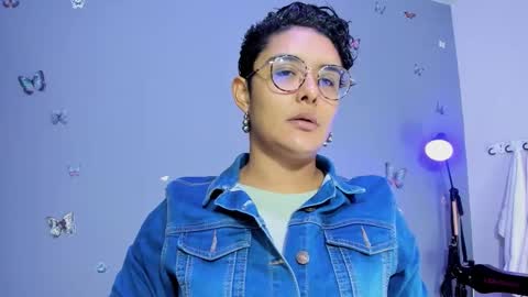 Snapshot of kaira_mosse_ chatting on 11/04/25, 11:09 kaira_mosse_ online show from 11/04/25, 11:09