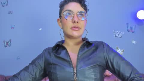 kaira_mosse_ online show from 01/11/26, 11:48