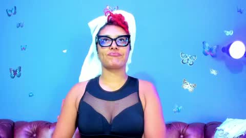 Snapshot of kaira_mosse_ chatting on 05/22/26, 12:00 kaira_mosse_ online show from 05/22/26, 12:00
