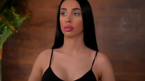 Kaira online show from 04/17/26, 06:33