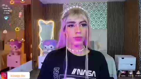 Snapshot of kaisage_tay chatting on 09/19/25, 03:41 kaisage_tay online show from 09/19/25, 03:41