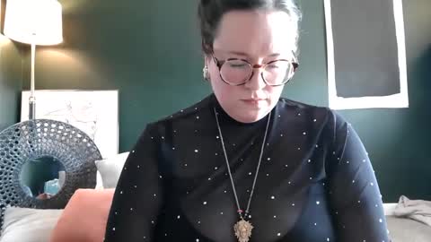 Snapshot of kaitrosss chatting on 03/02/26, 07:21 kaitrosss online show from 03/02/26, 07:21