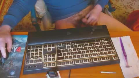 Leon online show from 01/31/25, 11:13