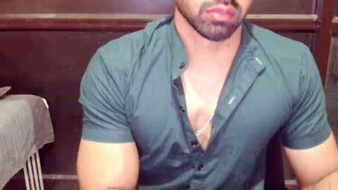 Snapshot of kaku69696 chatting on 10/26/25, 05:19 Vicky online show from 10/26/25, 05:19