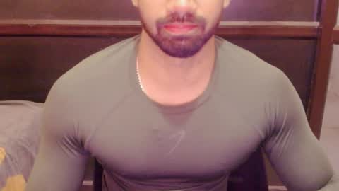 Snapshot of kaku69696 chatting on 10/28/25, 05:11 Vicky online show from 10/28/25, 05:11