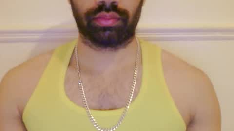 Snapshot of kaku69696 chatting on 12/17/25, 10:43 Vicky online show from 12/17/25, 10:43