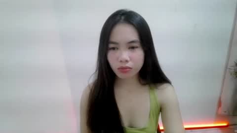 Snapshot of kalag_kalag chatting on 09/27/25, 01:49 Chenny online show from 09/27/25, 01:49