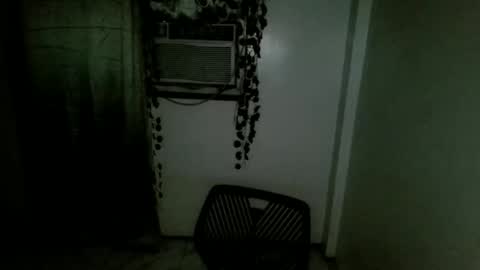 Snapshot of kalag_kalag chatting on 10/30/25, 12:17 Chenny online show from 10/30/25, 12:17