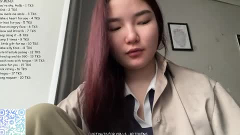Sakura online show from 04/22/26, 01:23