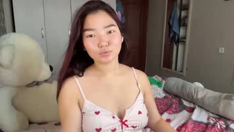 Sakura online show from 07/28/26, 12:48