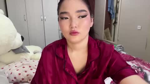 Sakura online show from 08/02/26, 01:09