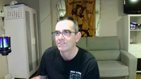 Snapshot of kalem48 chatting on 01/12/25, 12:07 MusicMen49 online show from 01/12/25, 12:07