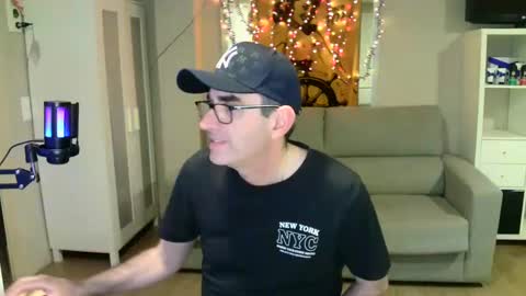 Snapshot of kalem48 chatting on 01/23/25, 11:47 MusicMen49 online show from 01/23/25, 11:47