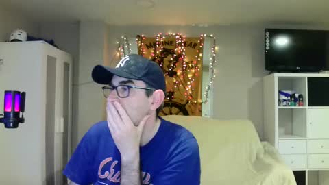 Snapshot of kalem48 chatting on 02/07/25, 11:03 MusicMen49 online show from 02/07/25, 11:03