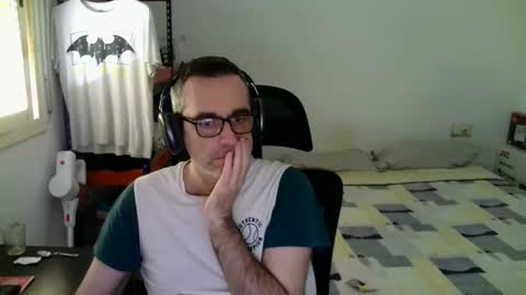 Snapshot of kalem48 chatting on 04/07/26, 06:58 MusicMen49 online show from 04/07/26, 06:58