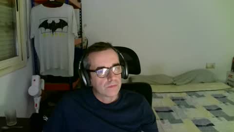Snapshot of kalem48 chatting on 04/10/26, 10:14 MusicMen49 online show from 04/10/26, 10:14