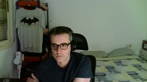 Snapshot of kalem48 chatting on 04/11/26, 11:31 MusicMen49 online show from 04/11/26, 11:31