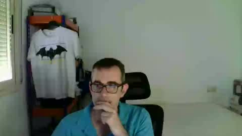Snapshot of kalem48 chatting on 06/20/26, 09:45 MusicMen49 online show from 06/20/26, 09:45