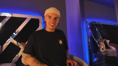 Snapshot of kaletattoos chatting on 02/16/25, 07:38 Kale online show from 02/16/25, 07:38