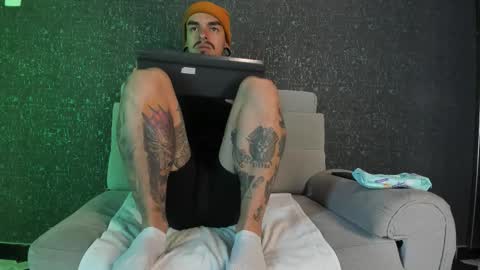 Snapshot of kaletattoos chatting on 09/09/25, 10:59 Kale online show from 09/09/25, 10:59