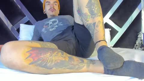 Snapshot of kaletattoos chatting on 09/20/25, 11:11 Kale online show from 09/20/25, 11:11