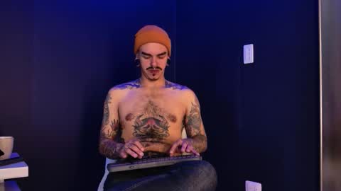 Snapshot of kaletattoos chatting on 10/03/25, 11:29 Kale online show from 10/03/25, 11:29