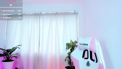 Kali Ka Please help me with your thumbs up its important   dont forget my birthday on October 26 online show from 03/12/25, 04:46