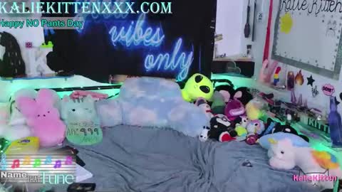 KalieKitten online show from 05/01/26, 08:57