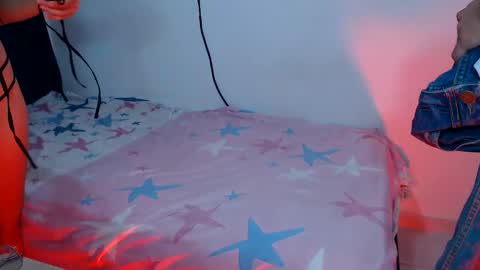 Snapshot of kalifah_ chatting on 02/19/26, 12:12 kalifah_ online show from 02/19/26, 12:12