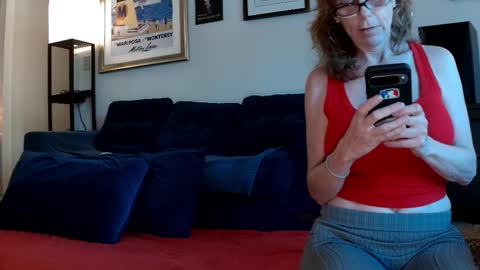 Tara Smith online show from 10/30/25, 03:46