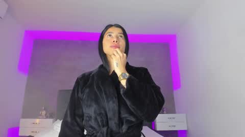 Carolina   online show from 03/08/25, 06:16