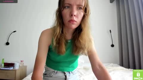 Snapshot of kalisee_ chatting on 01/18/26, 06:39 Kalisee online show from 01/18/26, 06:39