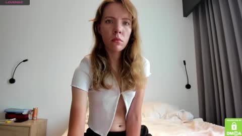 Snapshot of kalisee_ chatting on 02/22/26, 06:02 Kalisee online show from 02/22/26, 06:02