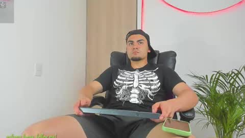 K A L I online show from 03/13/26, 06:42