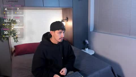 Snapshot of kamal_wolff chatting on 02/08/26, 11:46 jhon online show from 02/08/26, 11:46