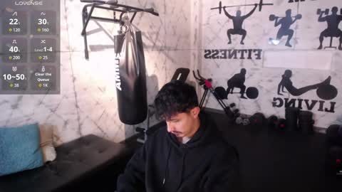 Snapshot of kamal_wolff chatting on 02/14/26, 11:40 jhon online show from 02/14/26, 11:40