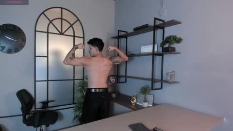 Snapshot of kamal_wolff chatting on 02/16/26, 12:01 jhon online show from 02/16/26, 12:01