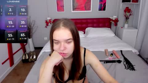 Snapshot of kamaliapeach chatting on 10/13/25, 06:46 Kamila online show from 10/13/25, 06:46