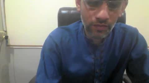 Snapshot of kami99099 chatting on 10/01/25, 04:40 kami99099 online show from 10/01/25, 04:40