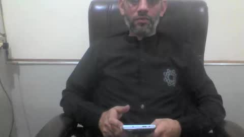 Snapshot of kami99099 chatting on 10/09/25, 04:32 kami99099 online show from 10/09/25, 04:32