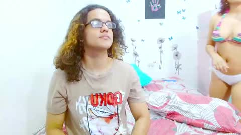 Snapshot of kami_chigiri chatting on 12/15/24, 10:47 Dante and Carolina independient model online show from 12/15/24, 10:47