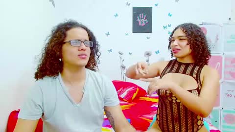 Snapshot of kami_chigiri chatting on 01/12/25, 12:07 Dante and Carolina independient model online show from 01/12/25, 12:07