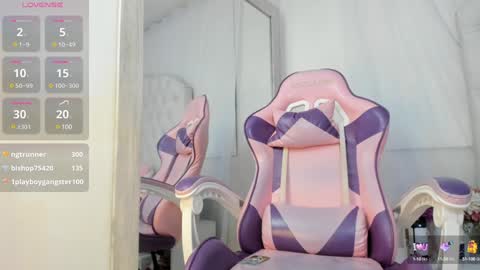 Snapshot of kamila_arias chatting on 01/03/25, 10:08 online show from 01/03/25, 10:08