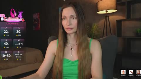 Snapshot of kamila_lee chatting on 05/17/26, 01:03 Kamila GMT2 Tue 10 AM - 4 PMWed 3-9 AM Thur 3-9 AM Fri 3-9 AM Sat 10 AM - 4 PM. online show from 05/17/26, 01:03