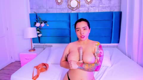 Snapshot of kamilabetancourt chatting on 03/11/25, 05:24 Kamila Betancourt online show from 03/11/25, 05:24